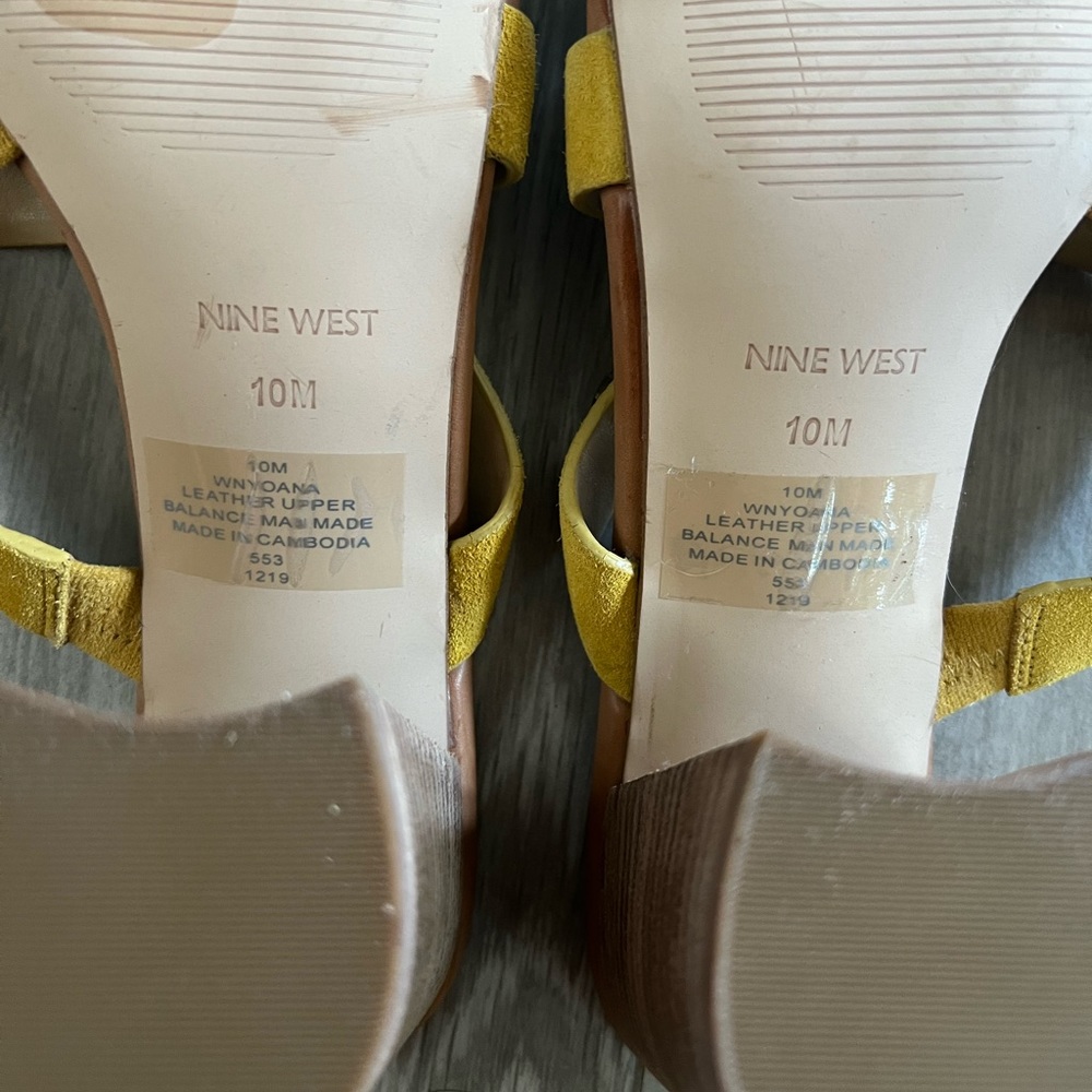 Yellow genuine Suede leather & metal strappy/block heel sandals. Women Sz 10M. - Picture 8 of 8